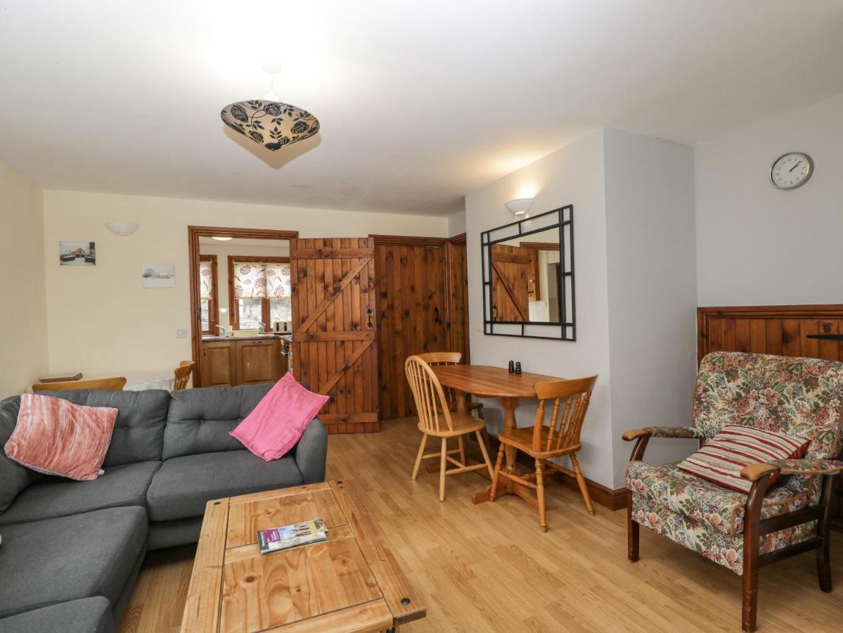 Penrose Cottage Gilwern Bagian luar foto
