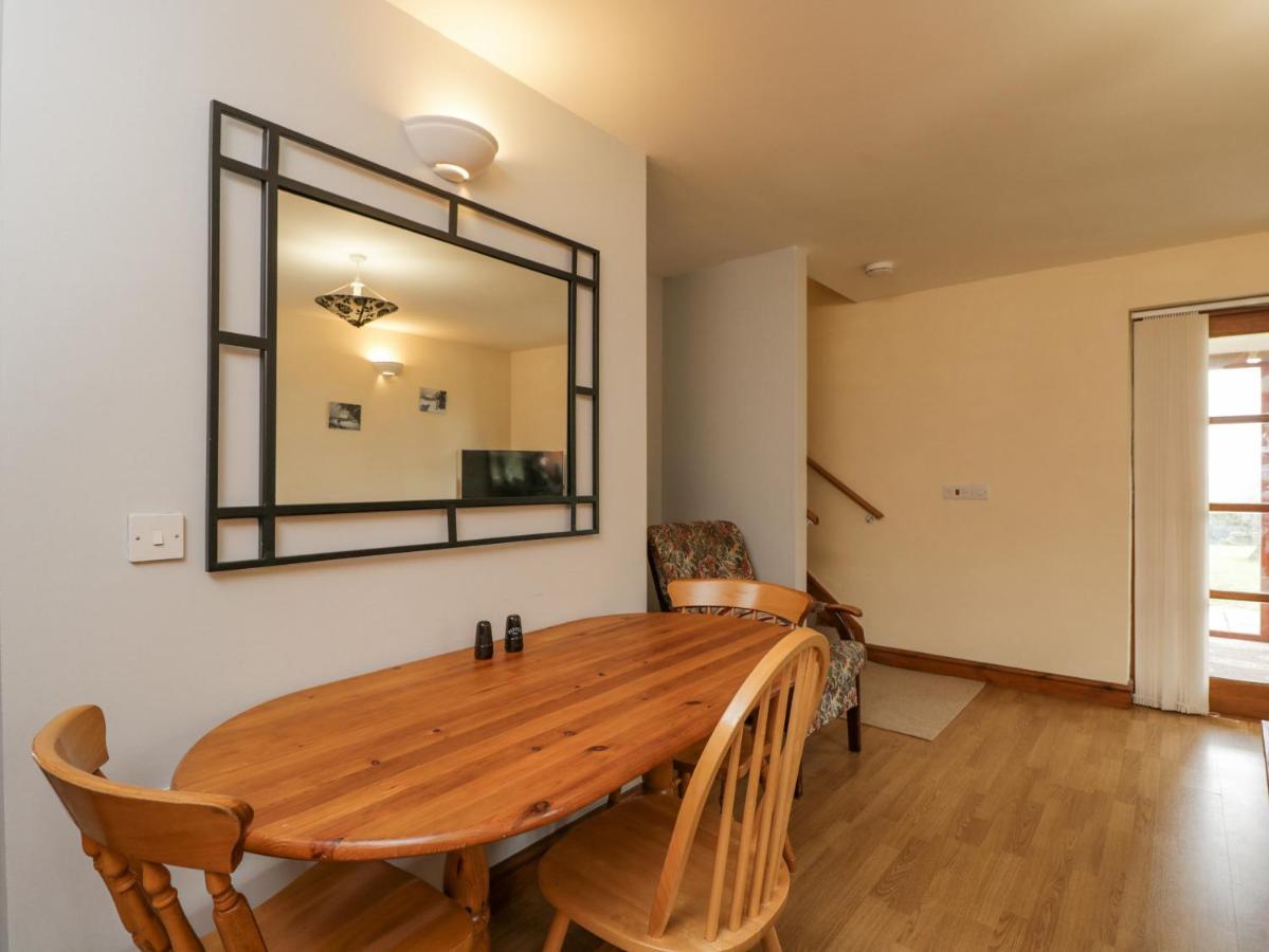 Penrose Cottage Gilwern Bagian luar foto