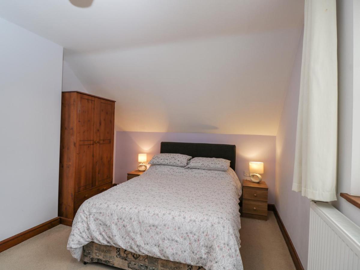 Penrose Cottage Gilwern Bagian luar foto