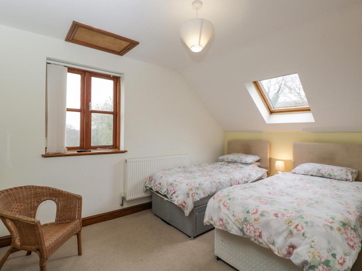 Penrose Cottage Gilwern Bagian luar foto